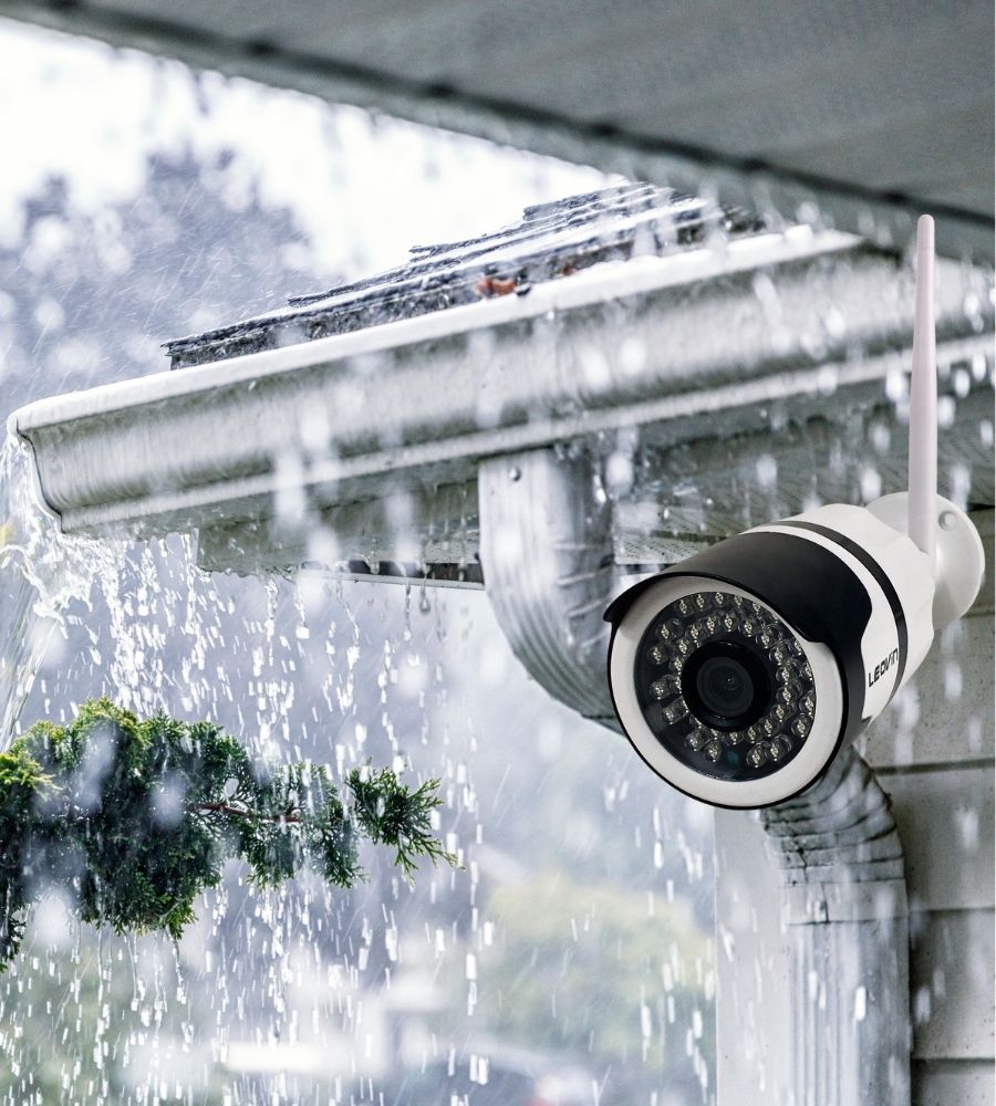 Telecamera IP Cam P2P WiFi SD Esterna Notturna Sorveglianza Smart App YOOSEE 1A