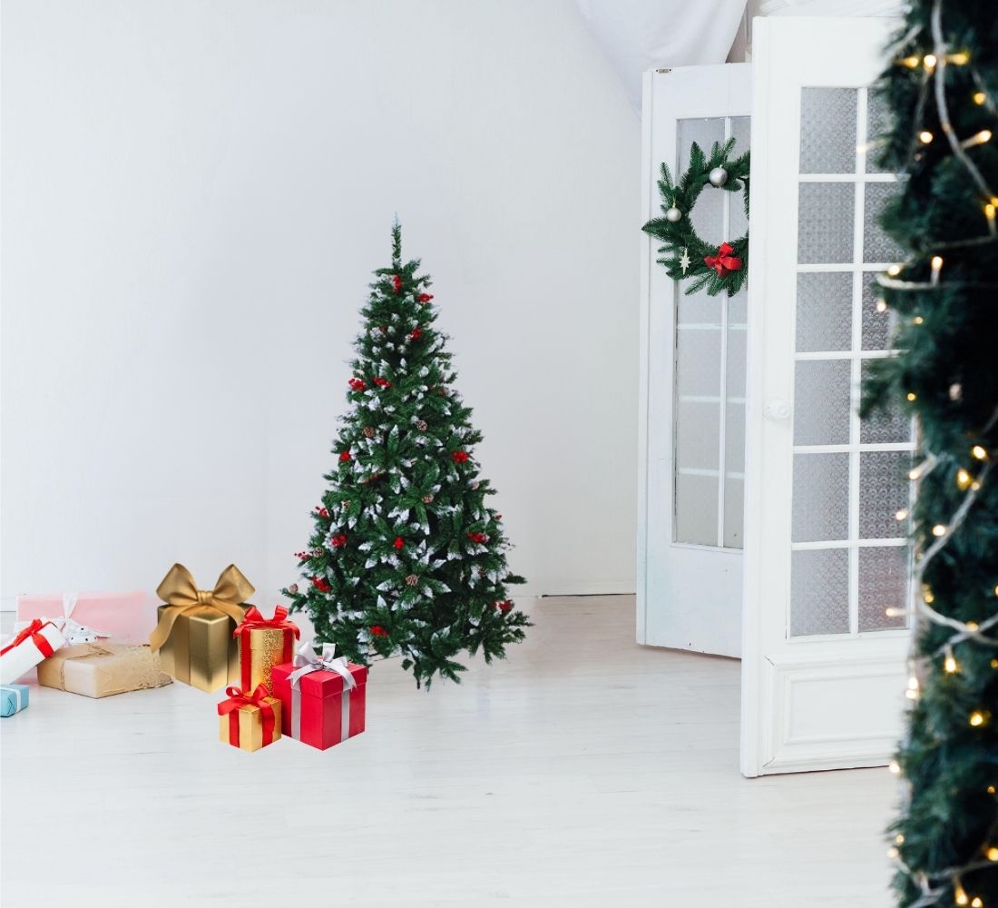 Albero di Natale 120 cm Folto Verde Pigne Bacche Punte Neve 194 Punte Ø 65 cm