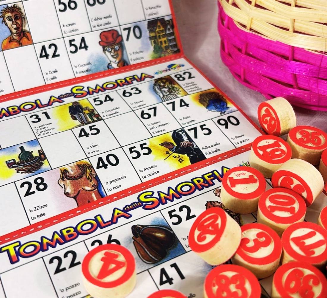 Tombola Napoletana Tradizionale Set Cestino 48 Cartelle 90 Numeri in Legno