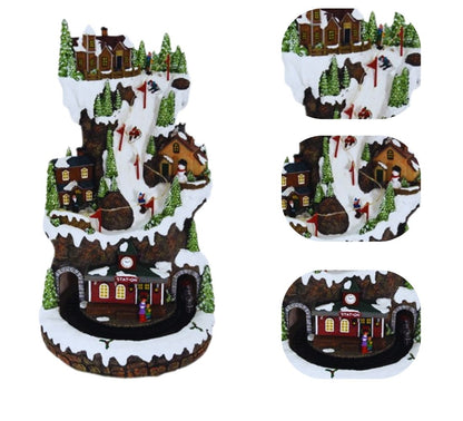 Villaggio Natalizio Paesaggio Pista Sci Trenino Luci Suoni Movimento 33x20 cm